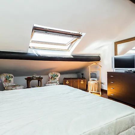 Penthouse Via Caradosso Apartman Milánó